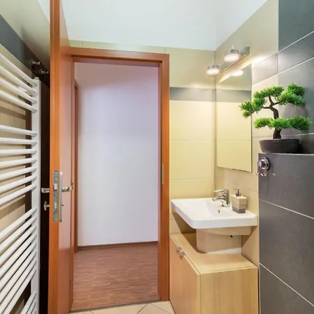 Paradies-wohnung By Interhome * Praha