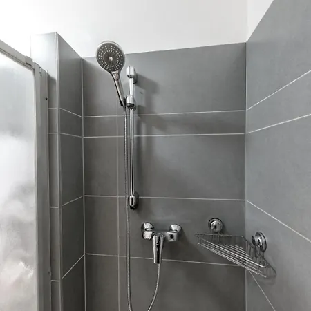 Paradies-wohnung By Interhome