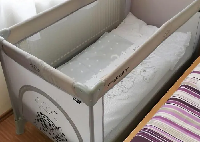 Paradies-wohnung By Interhome Appartement Praag